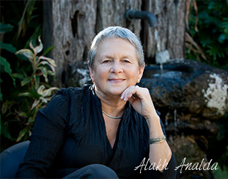 Photo of Alakh Analda, breathwork mastery trainer